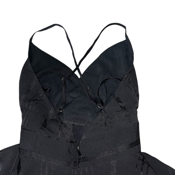 Edite Mode Women's Size XS Fashion Strap Tie-Up Ruffle Romper Black Checkered - Picture 11 of 12